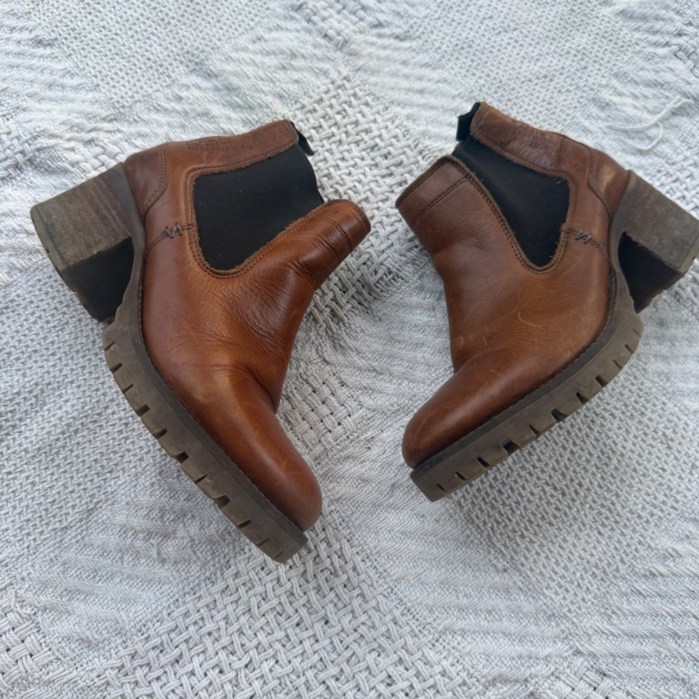 Brown Leather Lug Sole Chelsea Boots Chunky Heel Ankle Booties Size 37 Bullboxer